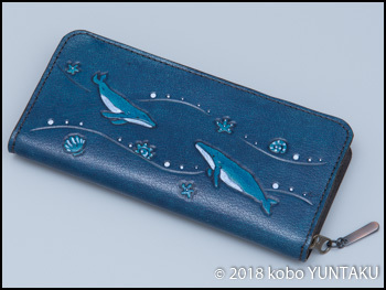 ザトウクジラ（座頭鯨）の長財布