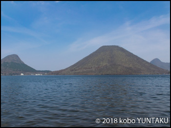 榛名湖から見た榛名富士