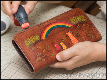 虹と猫の長財布